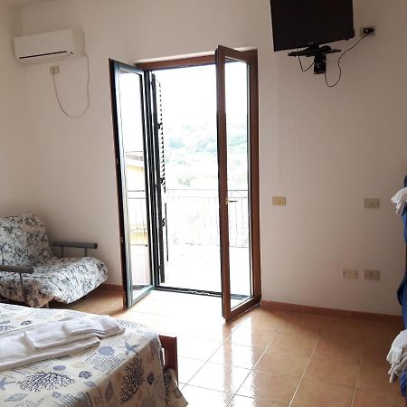 Parigino Hotel Палинуро Екстериор снимка
