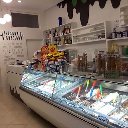 Parigino Hotel Палинуро Екстериор снимка