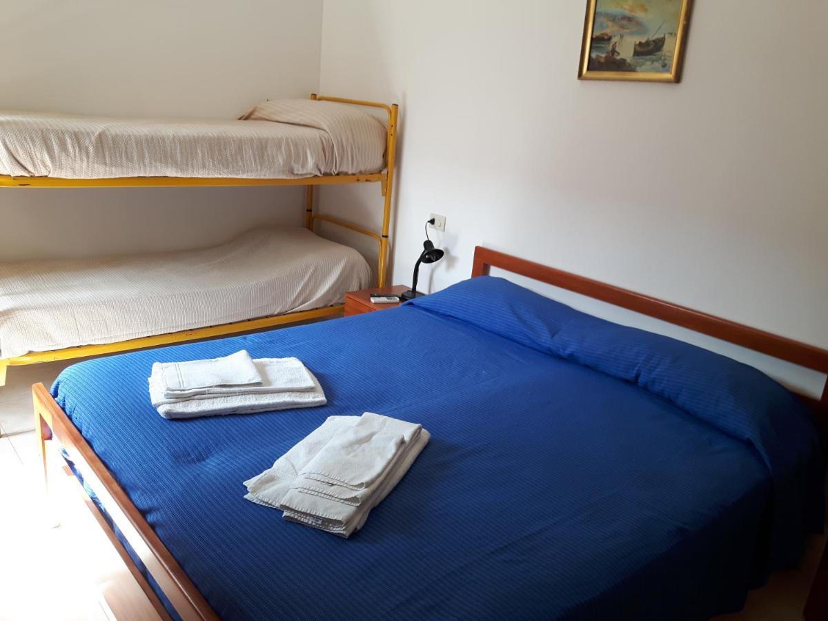 Parigino Hotel Палинуро Екстериор снимка