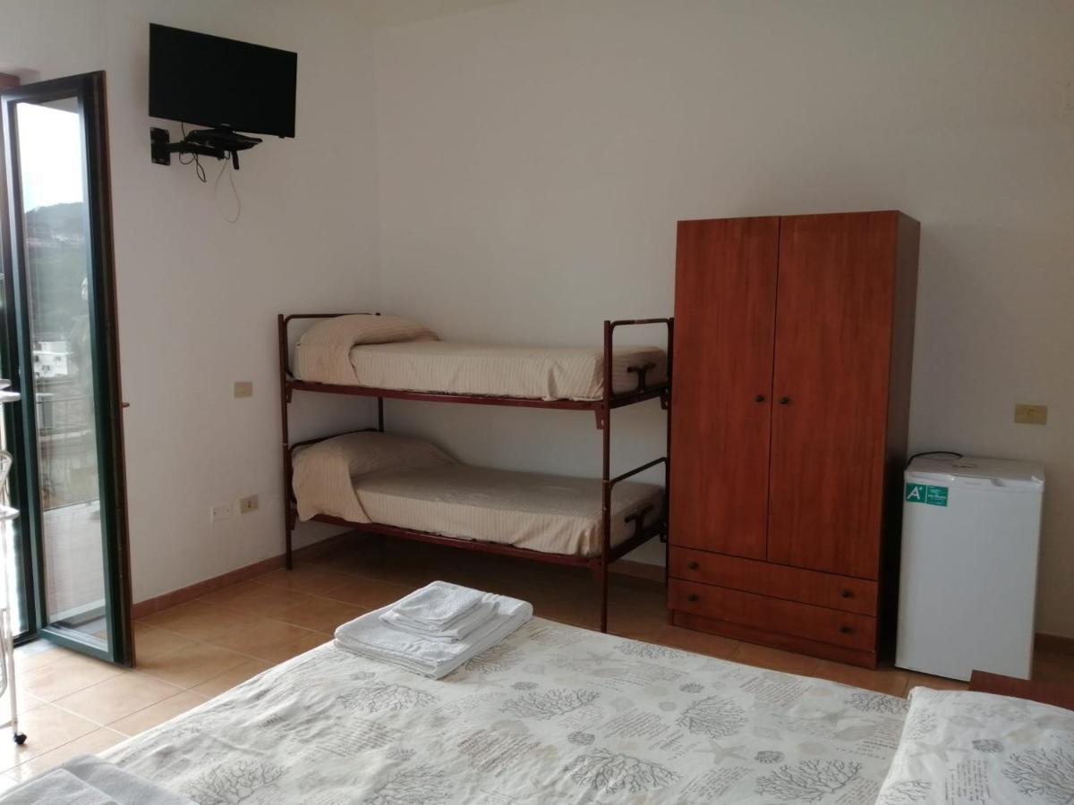 Parigino Hotel Палинуро Екстериор снимка