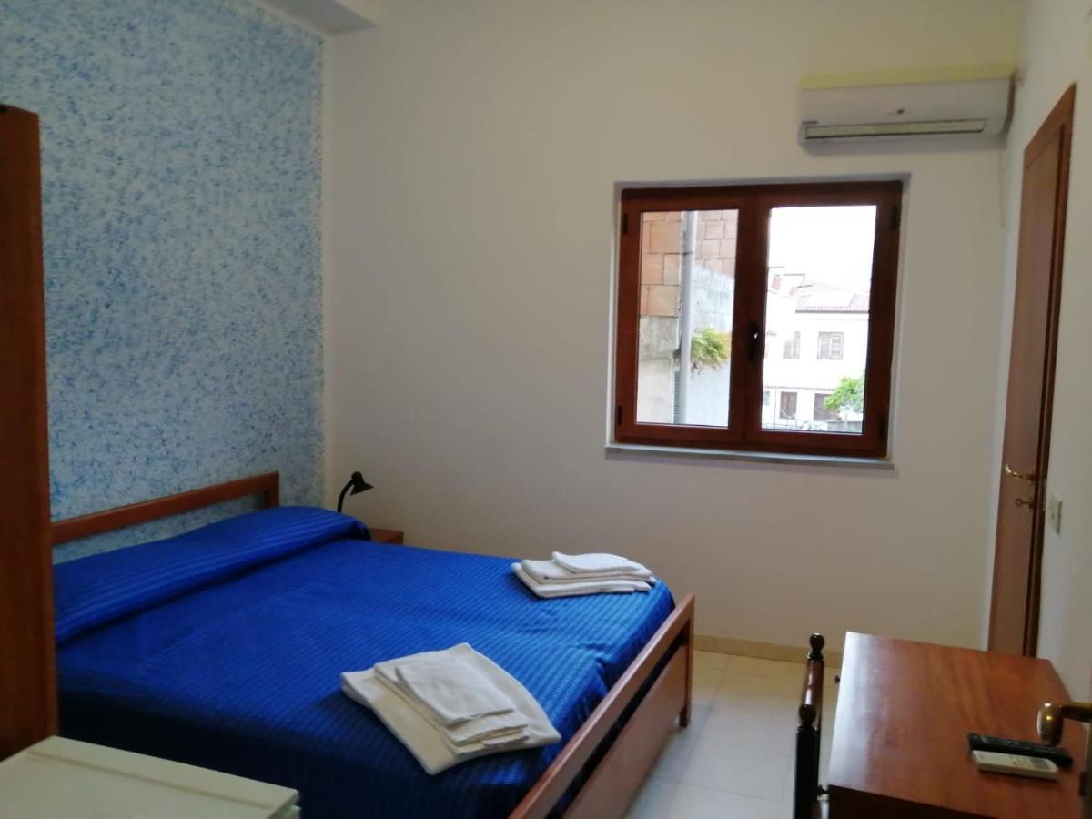 Parigino Hotel Палинуро Екстериор снимка