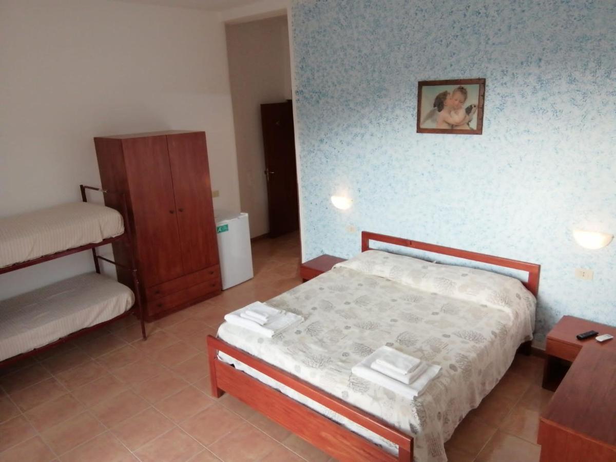 Parigino Hotel Палинуро Екстериор снимка
